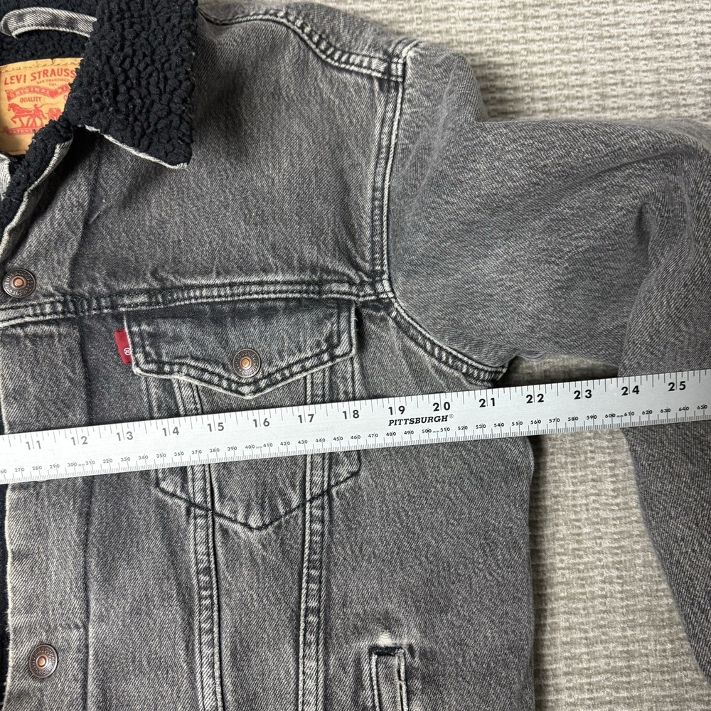 Levi's Men's Vintage Fit Sherpa Trucker Jacket Black Stonewash Medium - Picture 3 of 7